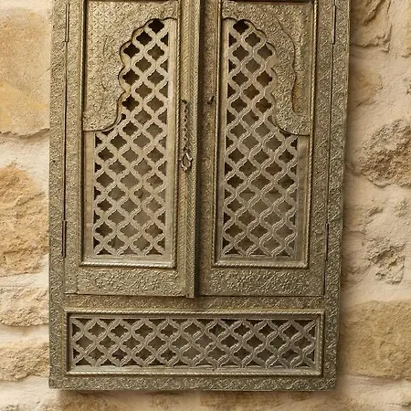 Beit Petra * Daratsos